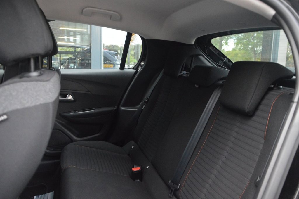 Peugeot e-208 EV Active Pack 50 kWh - foto 7